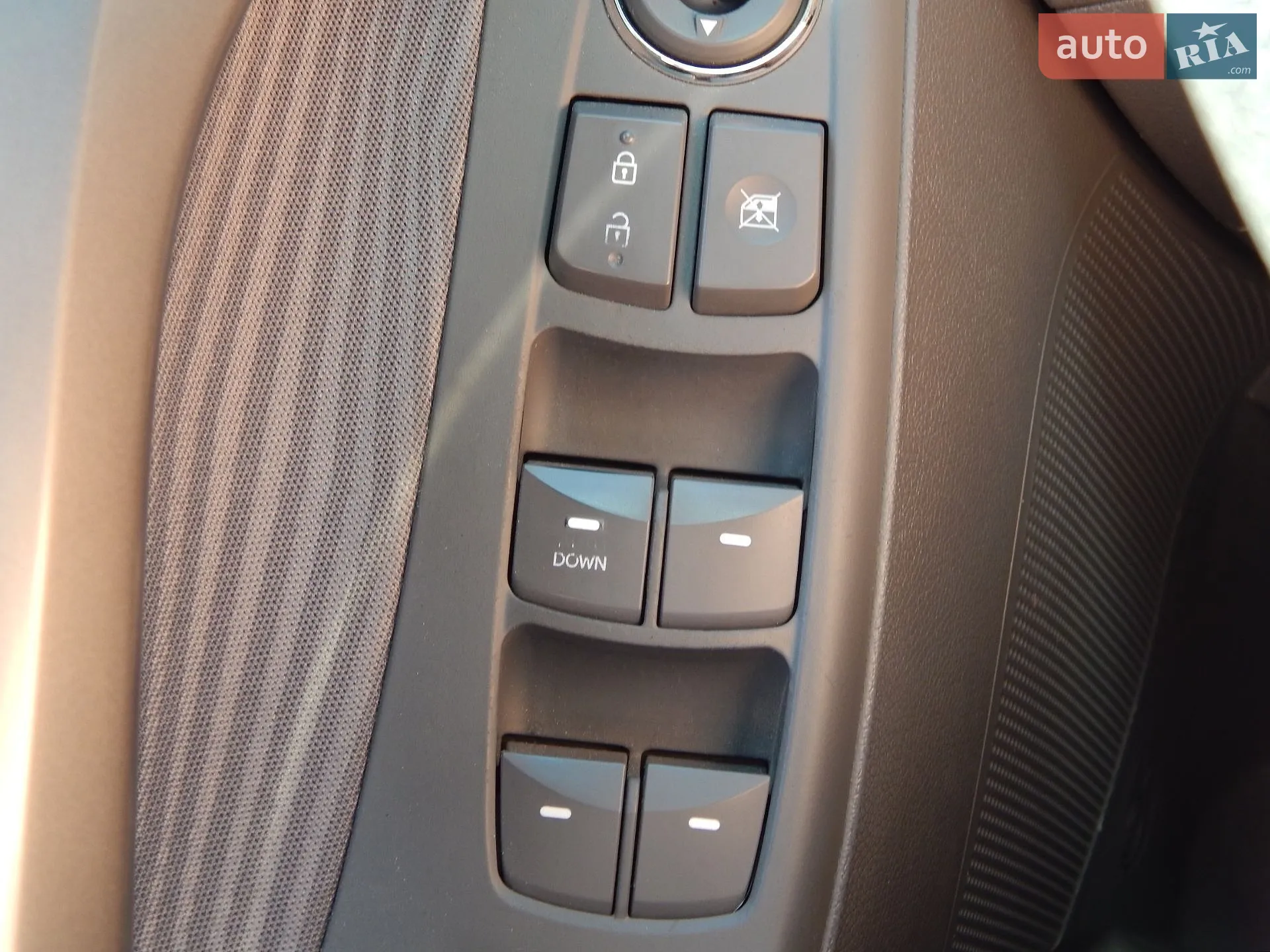 2013 Hyundai Elantra - мініатюра 20