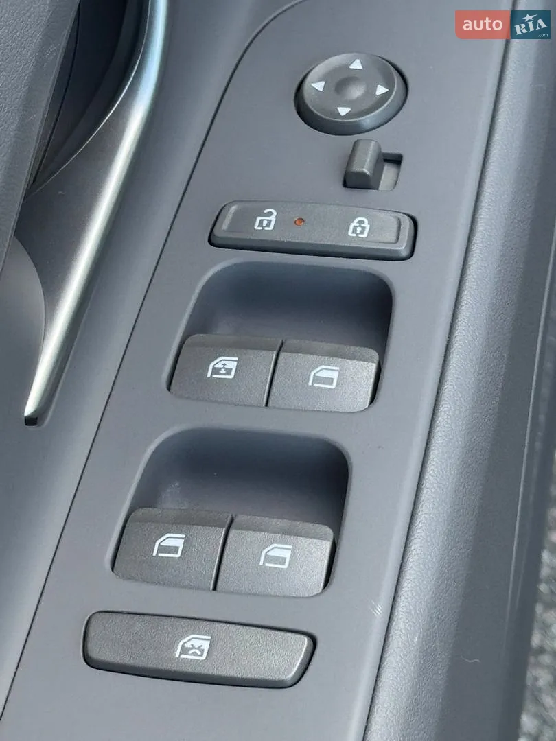 2024 Hyundai Elantra - мініатюра 24