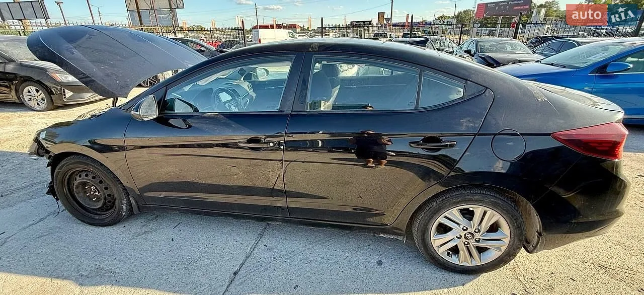 2018 Hyundai Elantra - мініатюра 24