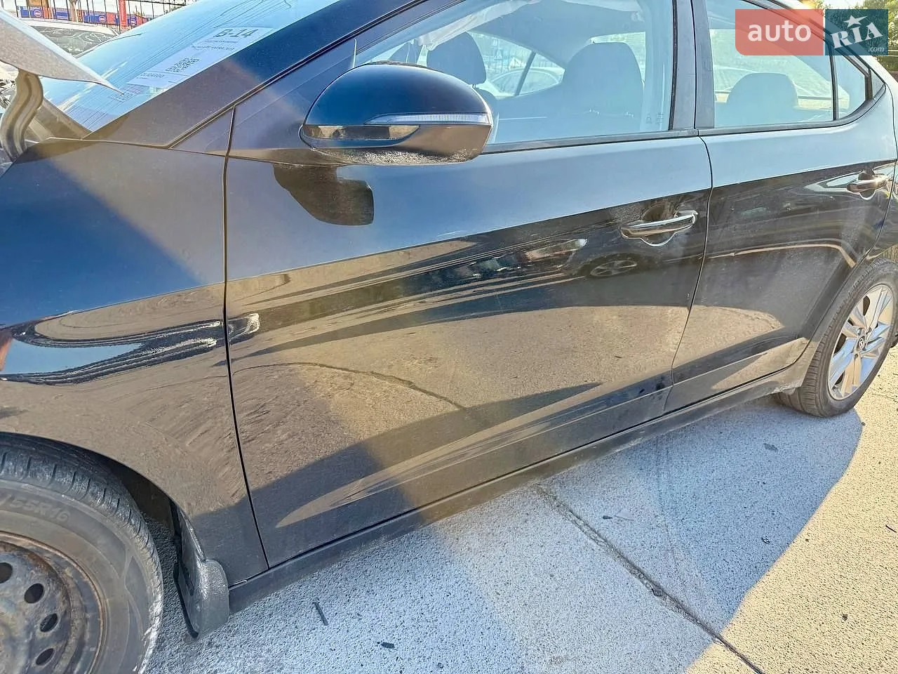 2018 Hyundai Elantra - мініатюра 27