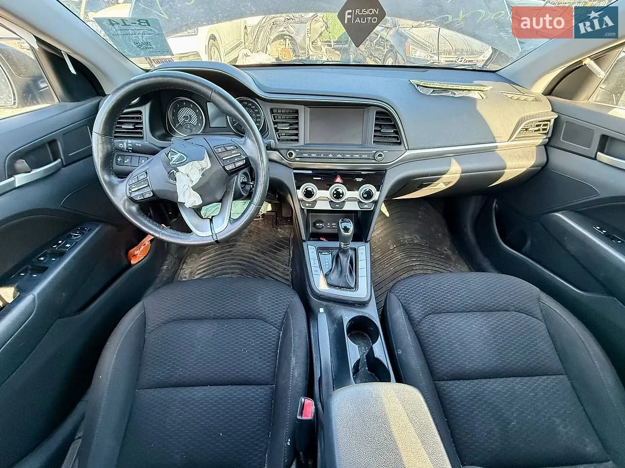 2018 Hyundai Elantra - мініатюра 33