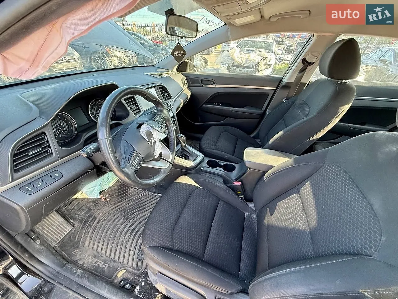 2018 Hyundai Elantra - мініатюра 39