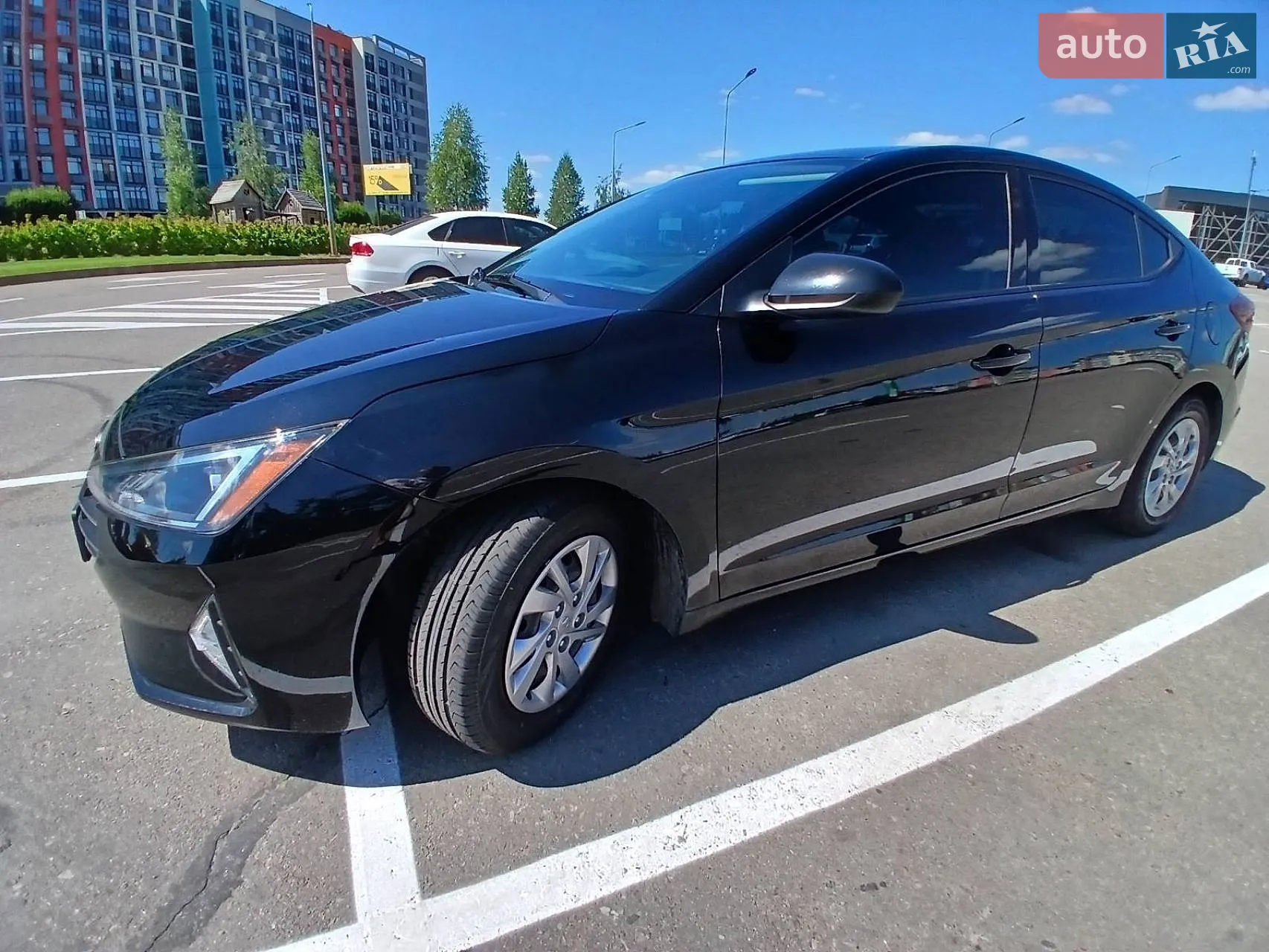 2019 Hyundai Elantra - мініатюра 3