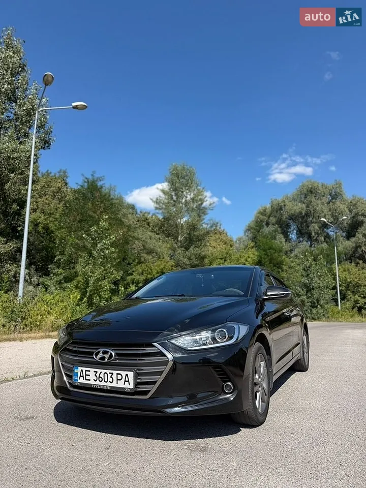 2018 Hyundai Elantra - мініатюра 33