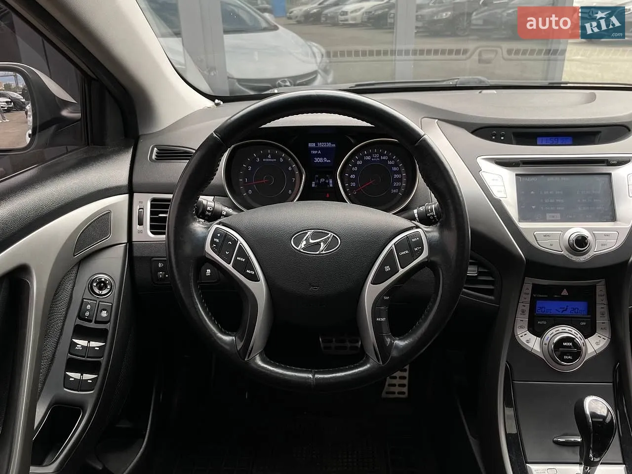 2012 Hyundai Elantra - мініатюра 14