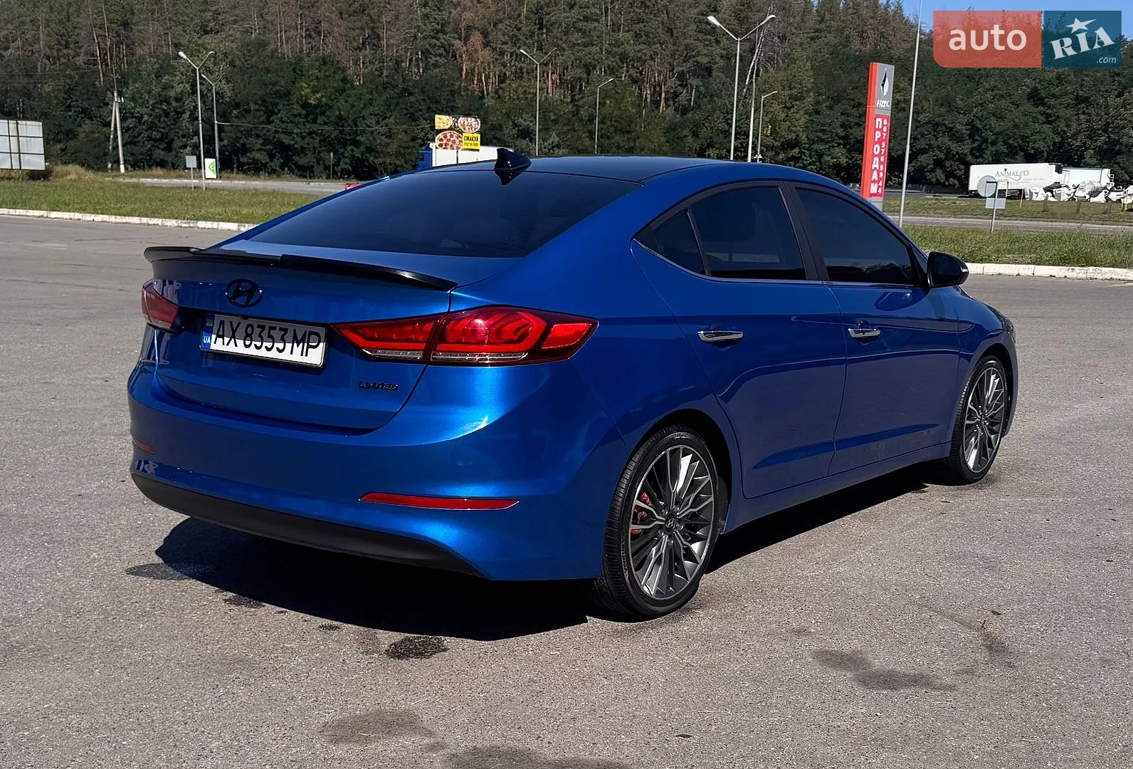 2016 Hyundai Elantra - мініатюра 9
