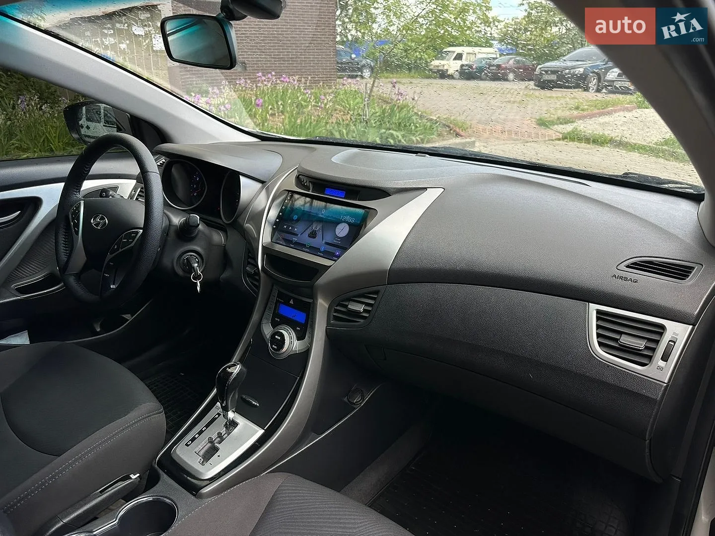 2012 Hyundai Elantra - мініатюра 18