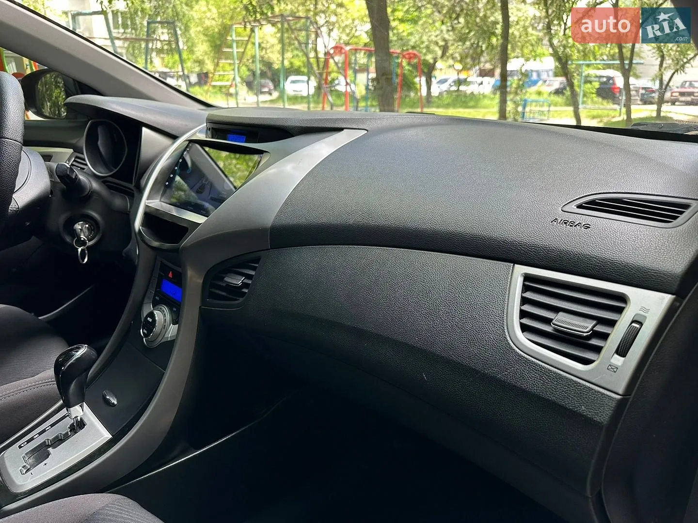 2012 Hyundai Elantra - мініатюра 19