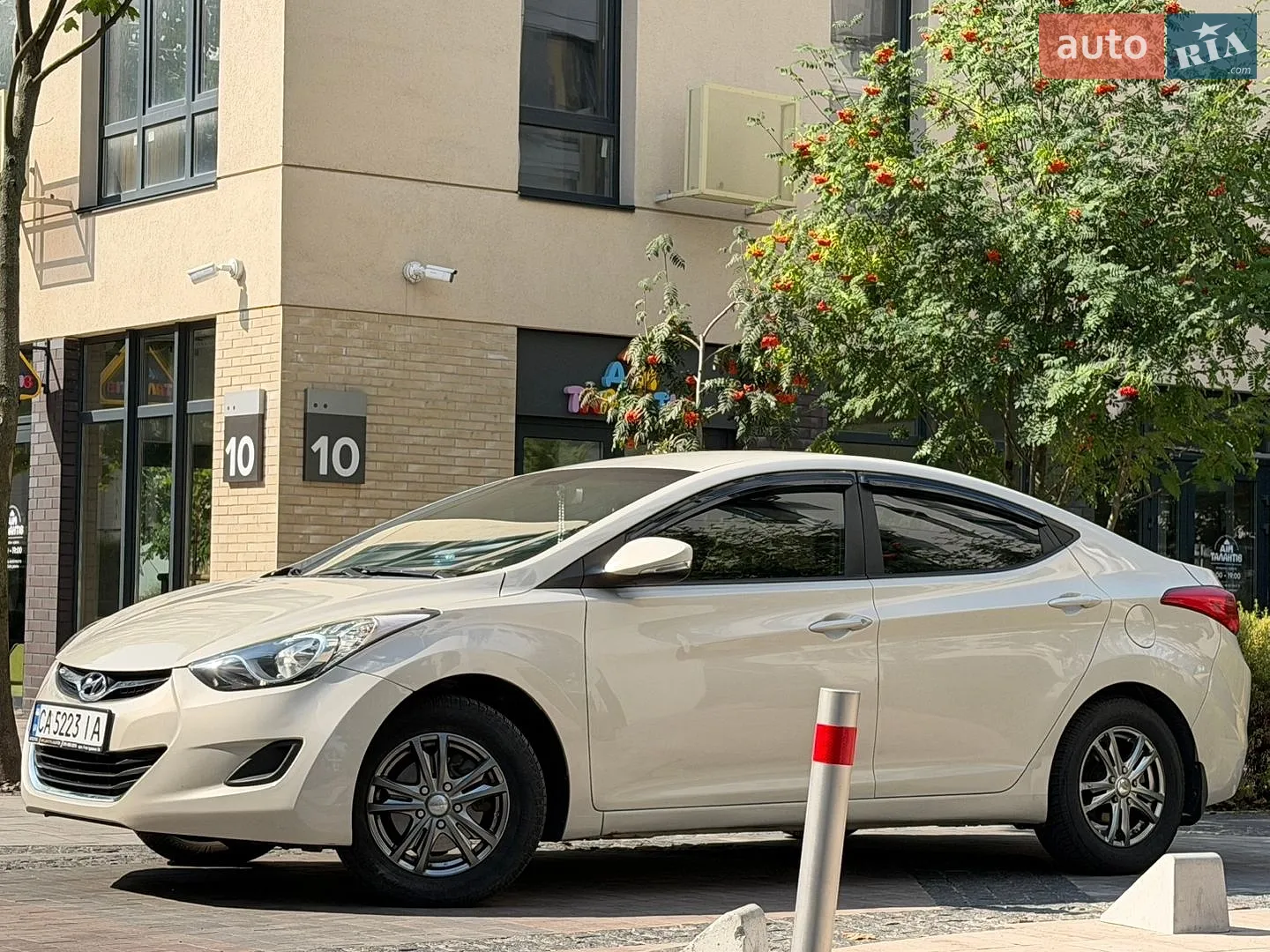 2012 Hyundai Elantra - мініатюра 10