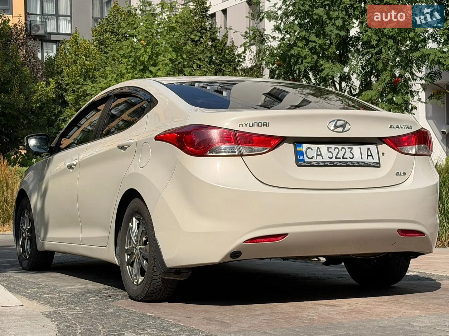2012 Hyundai Elantra - мініатюра 8