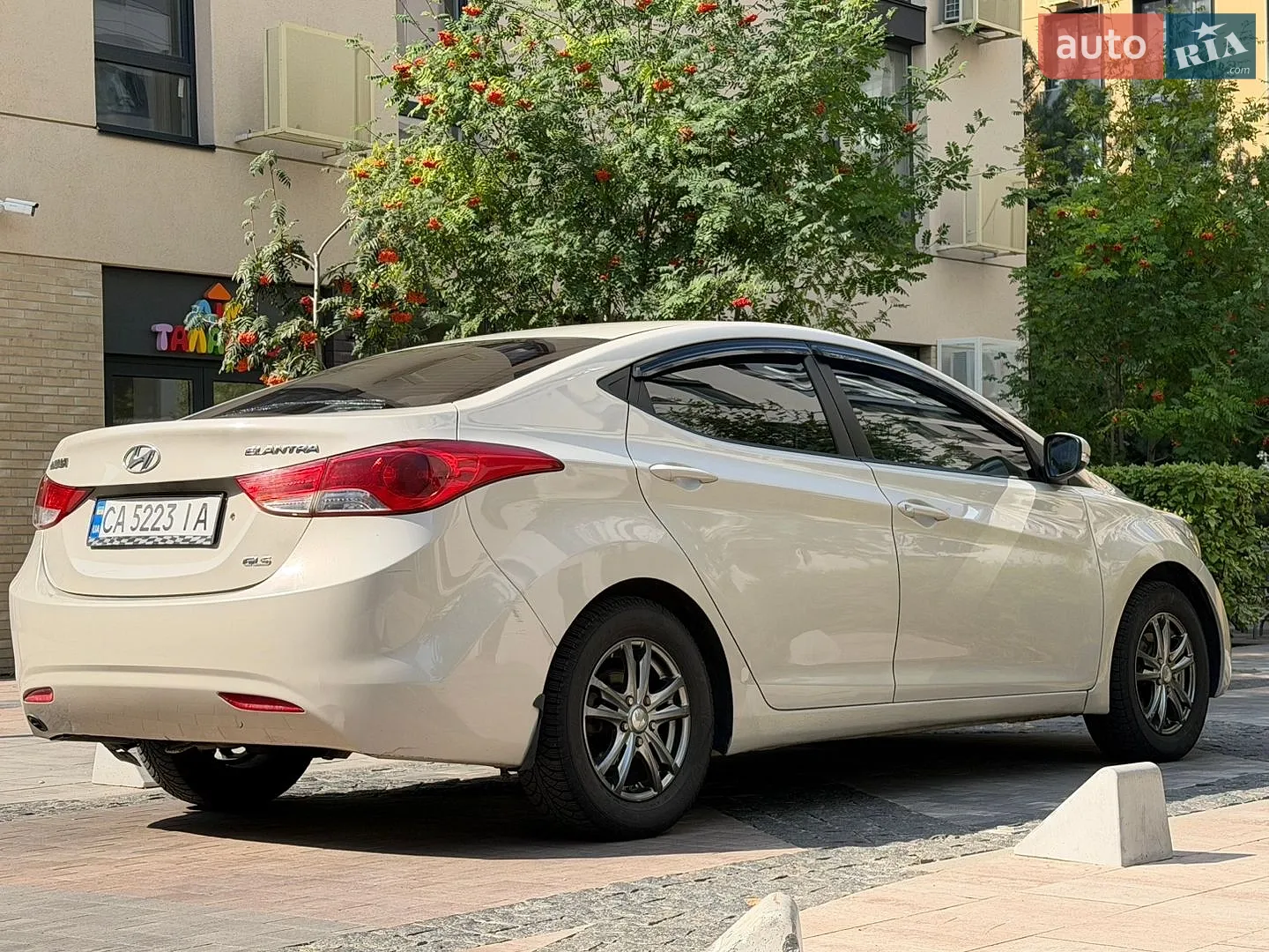 2012 Hyundai Elantra - мініатюра 5