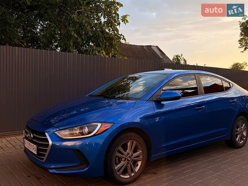 Hyundai Elantra