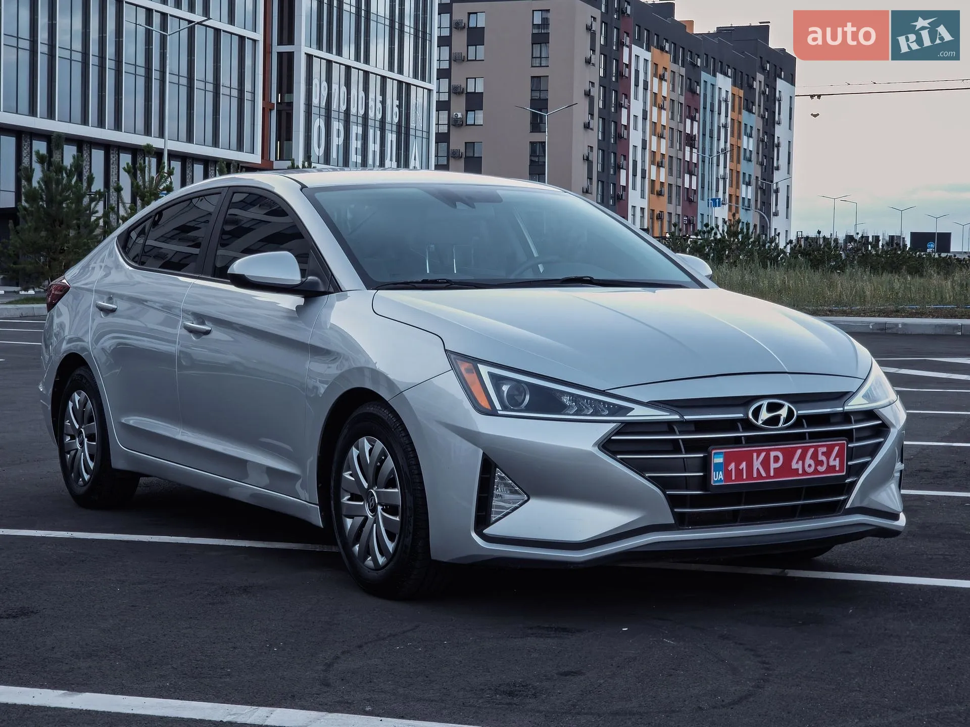 2019 Hyundai Elantra - мініатюра 9