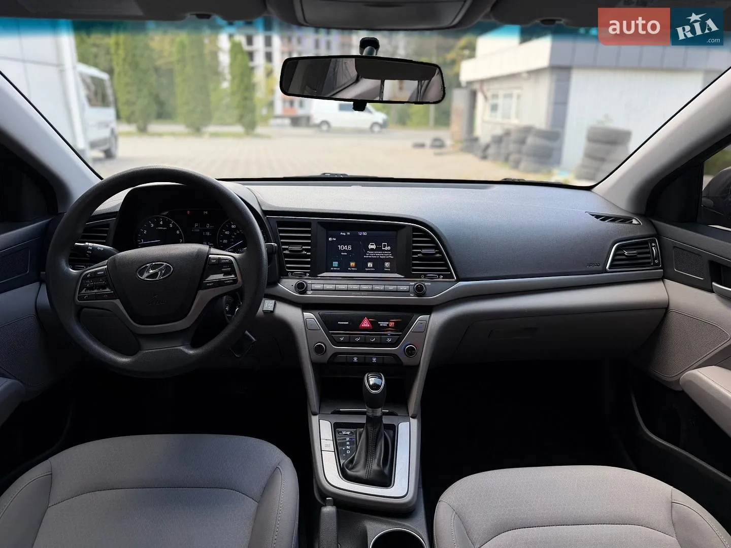 2018 Hyundai Elantra - мініатюра 19