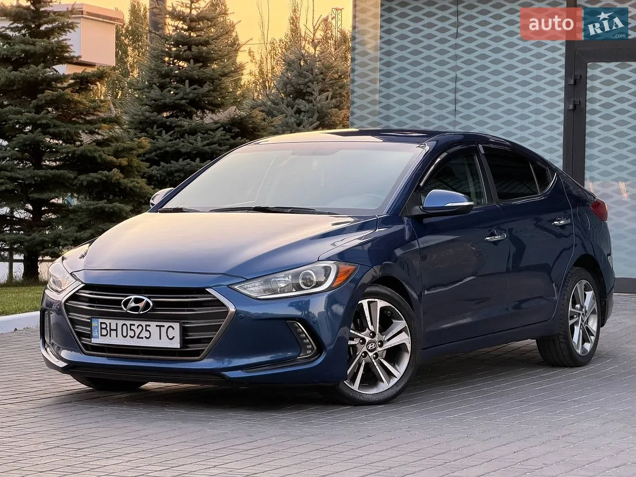 2015 Hyundai Elantra - мініатюра 20