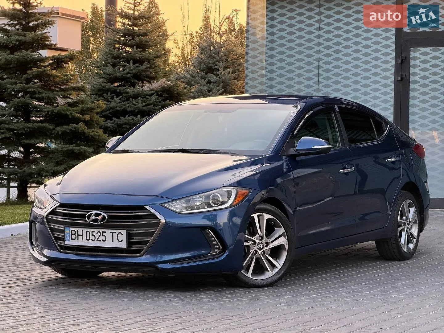 2016 Hyundai Elantra - мініатюра 3