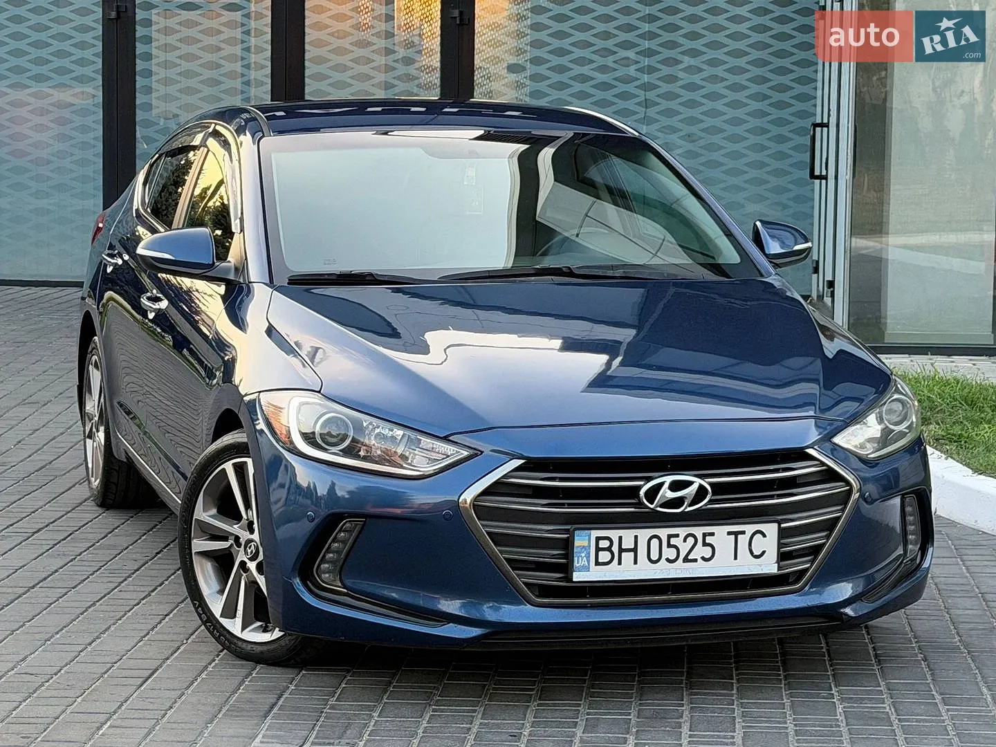 2016 Hyundai Elantra - мініатюра 9