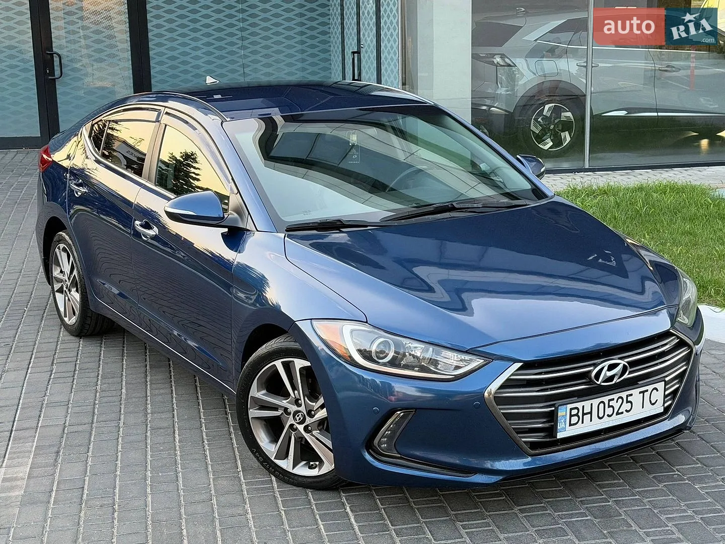 2016 Hyundai Elantra - мініатюра 13