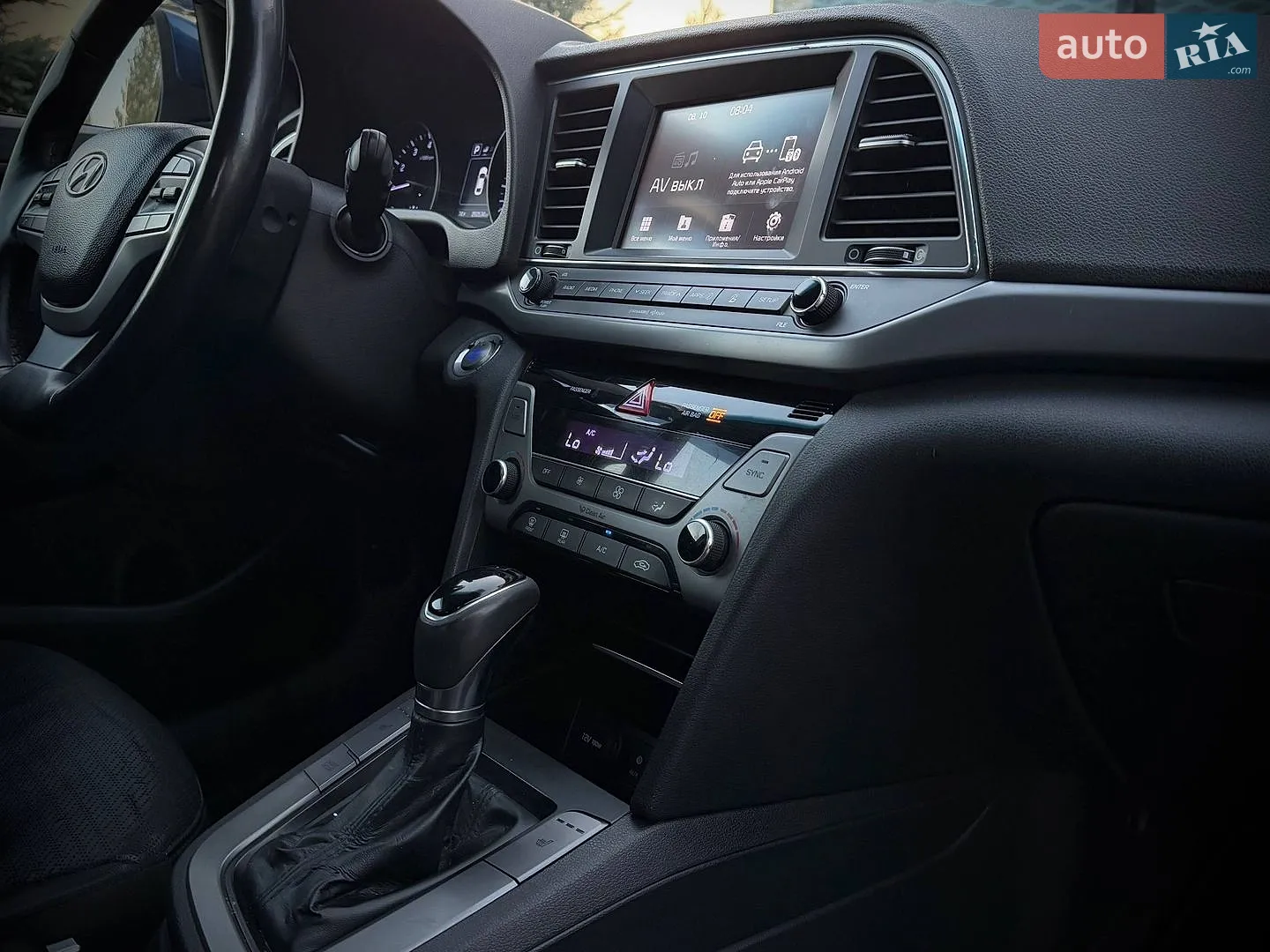 2016 Hyundai Elantra - мініатюра 27