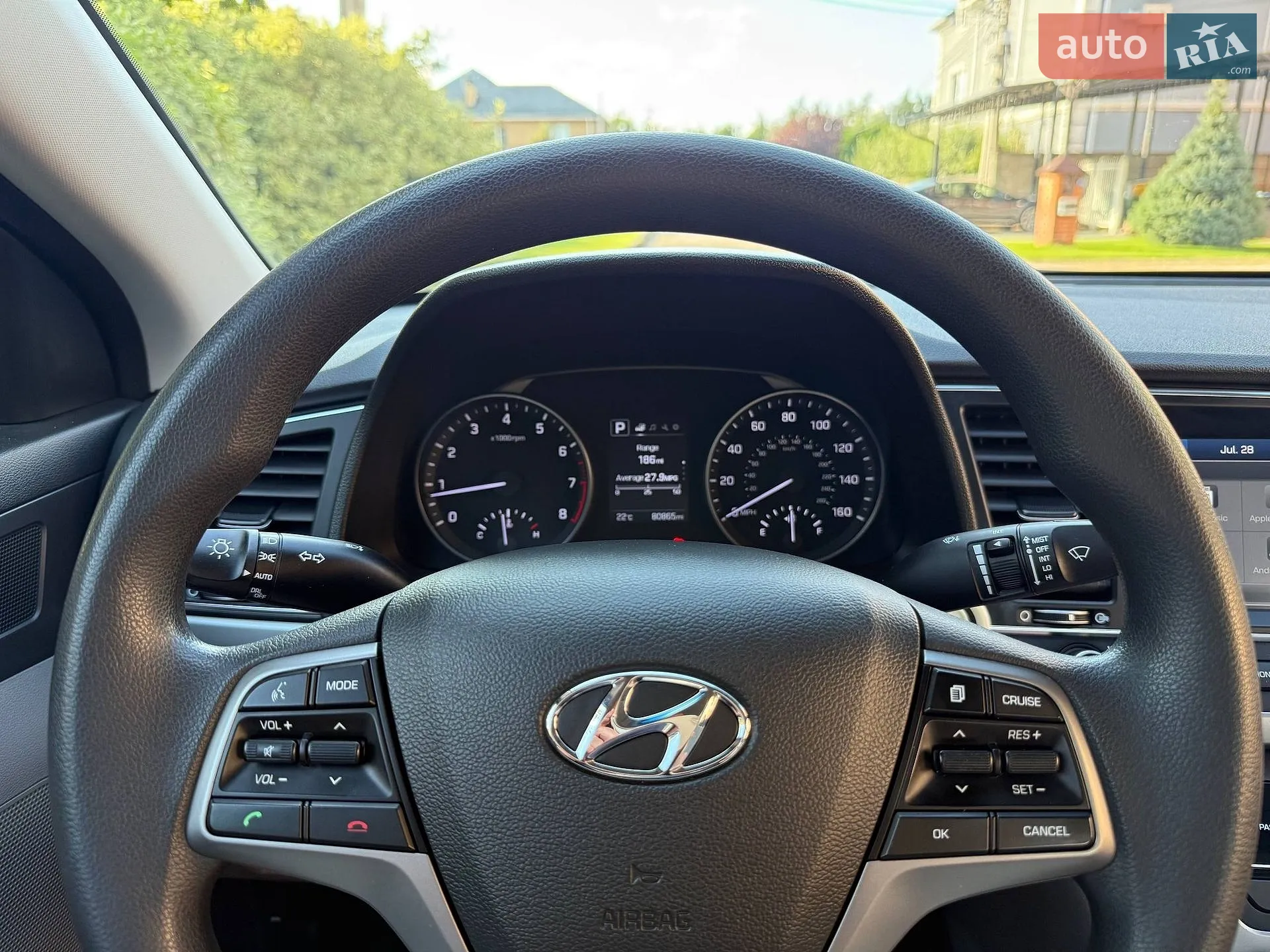 2018 Hyundai Elantra - мініатюра 12