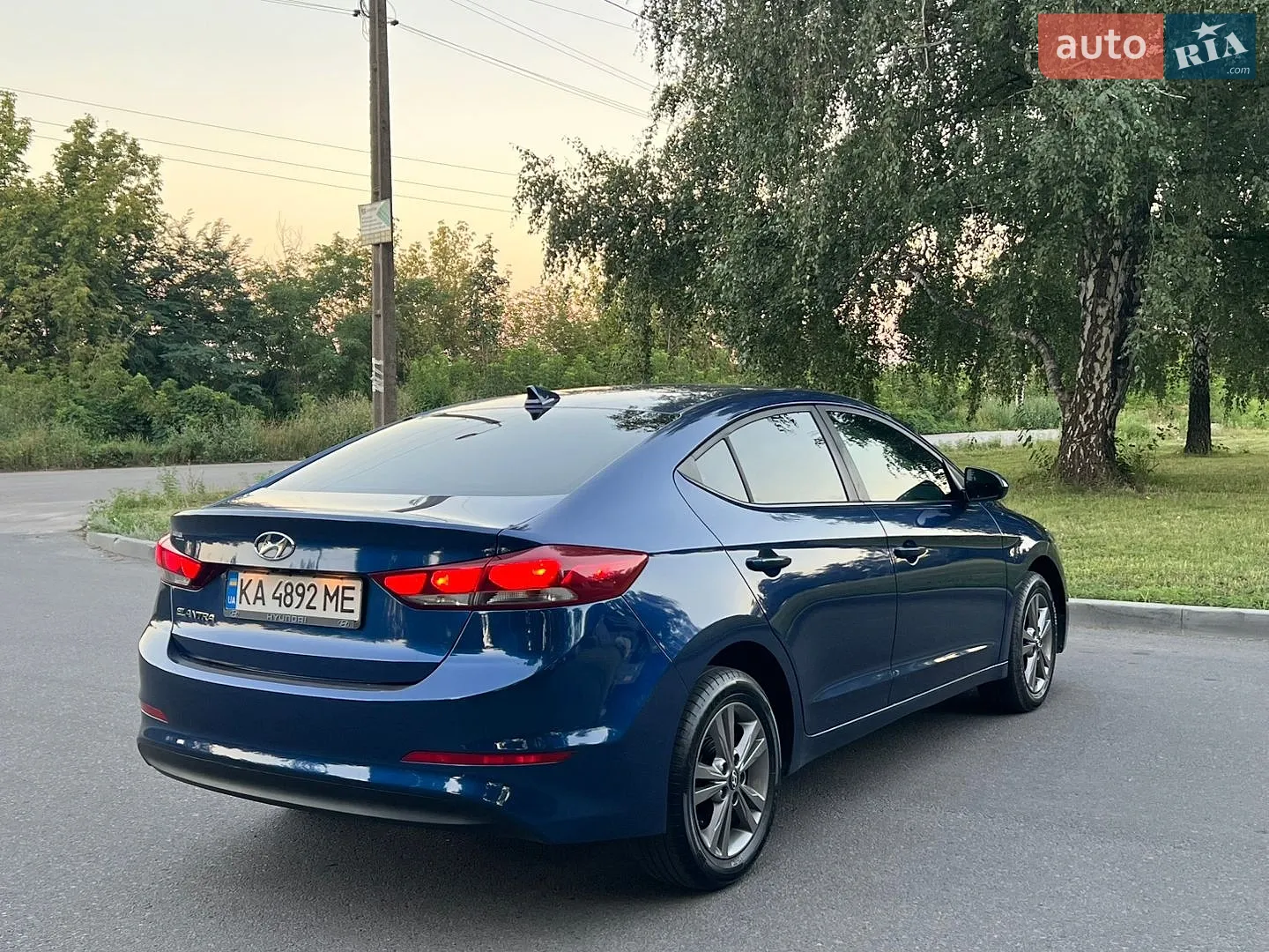 2016 Hyundai Elantra - мініатюра 6