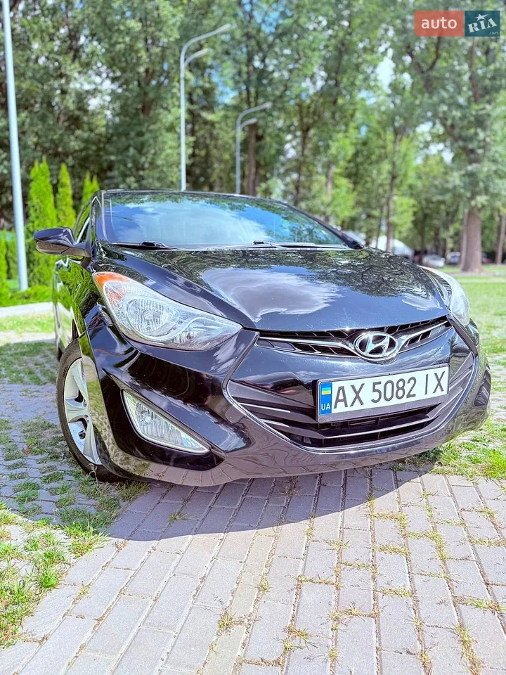 2013 Hyundai Elantra - мініатюра 15