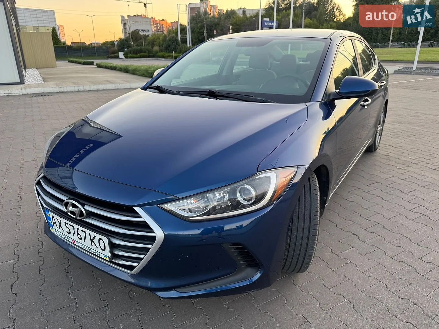 2016 Hyundai Elantra - мініатюра 16