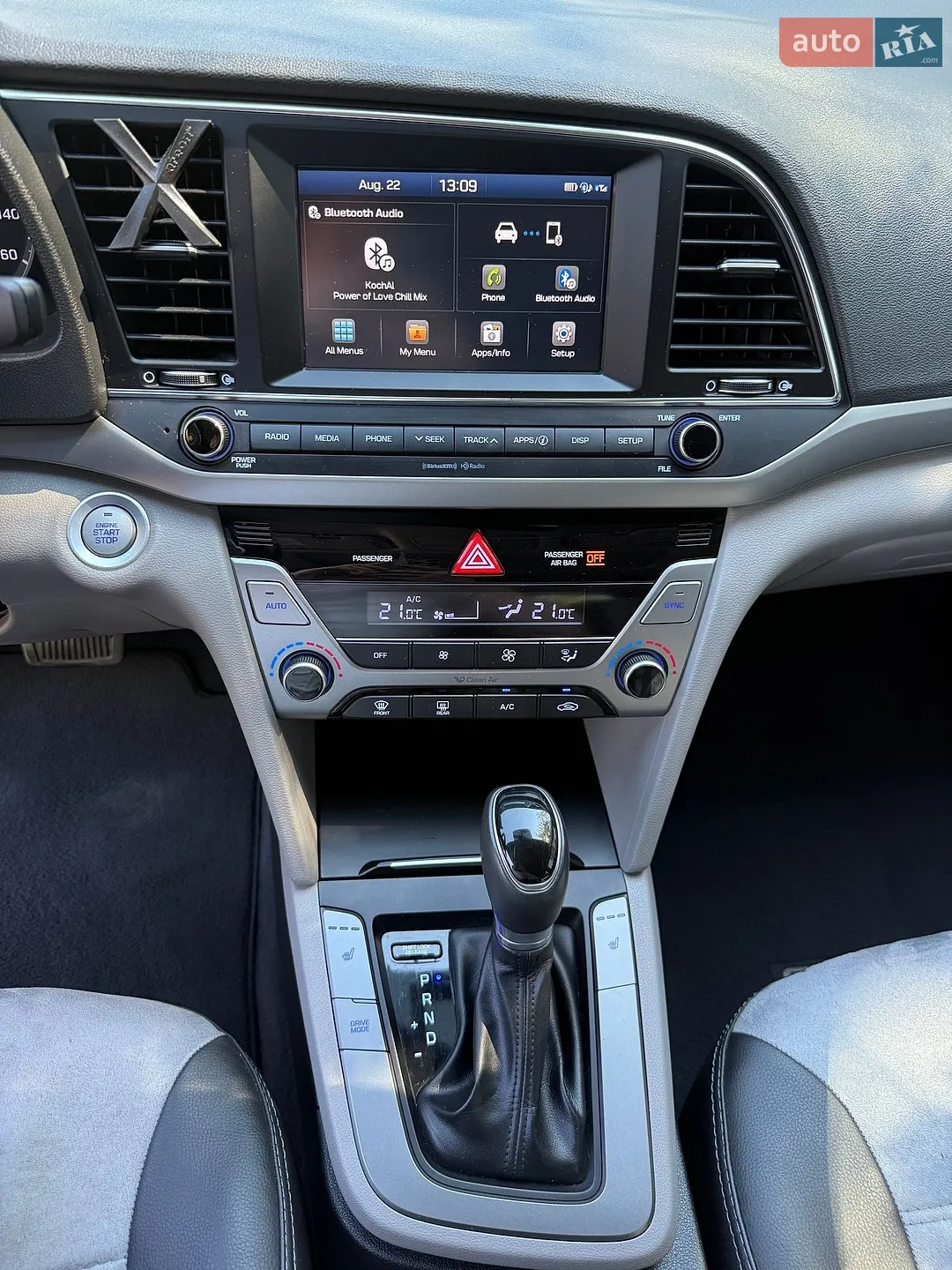 2018 Hyundai Elantra - мініатюра 12