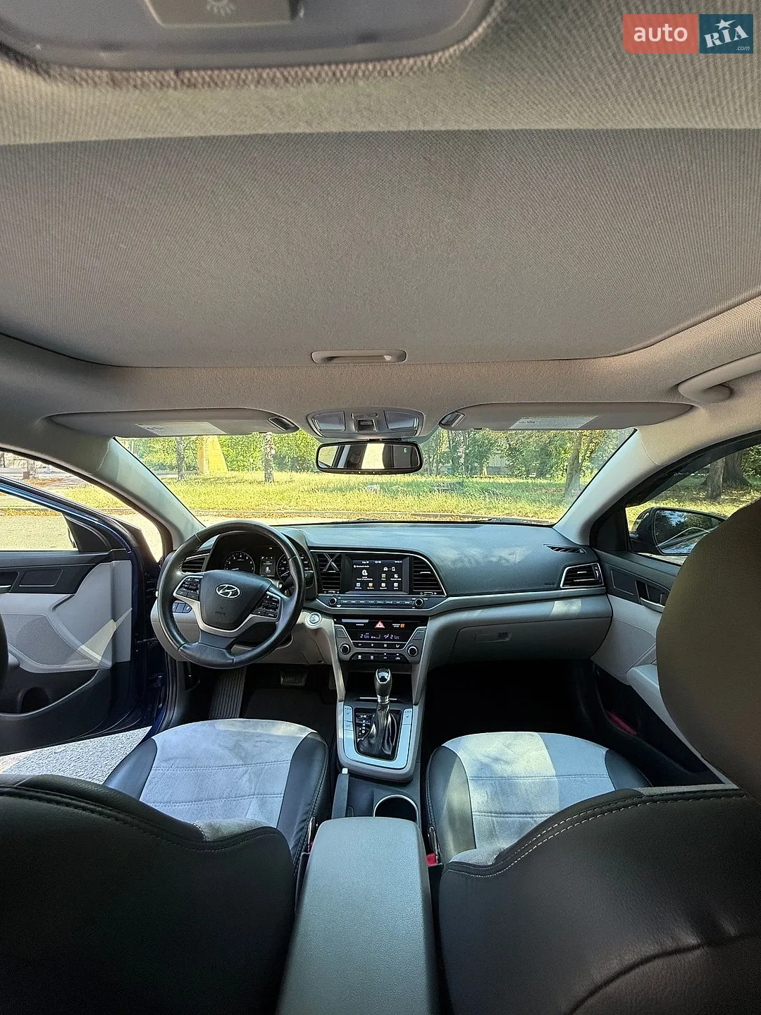 2018 Hyundai Elantra - мініатюра 13