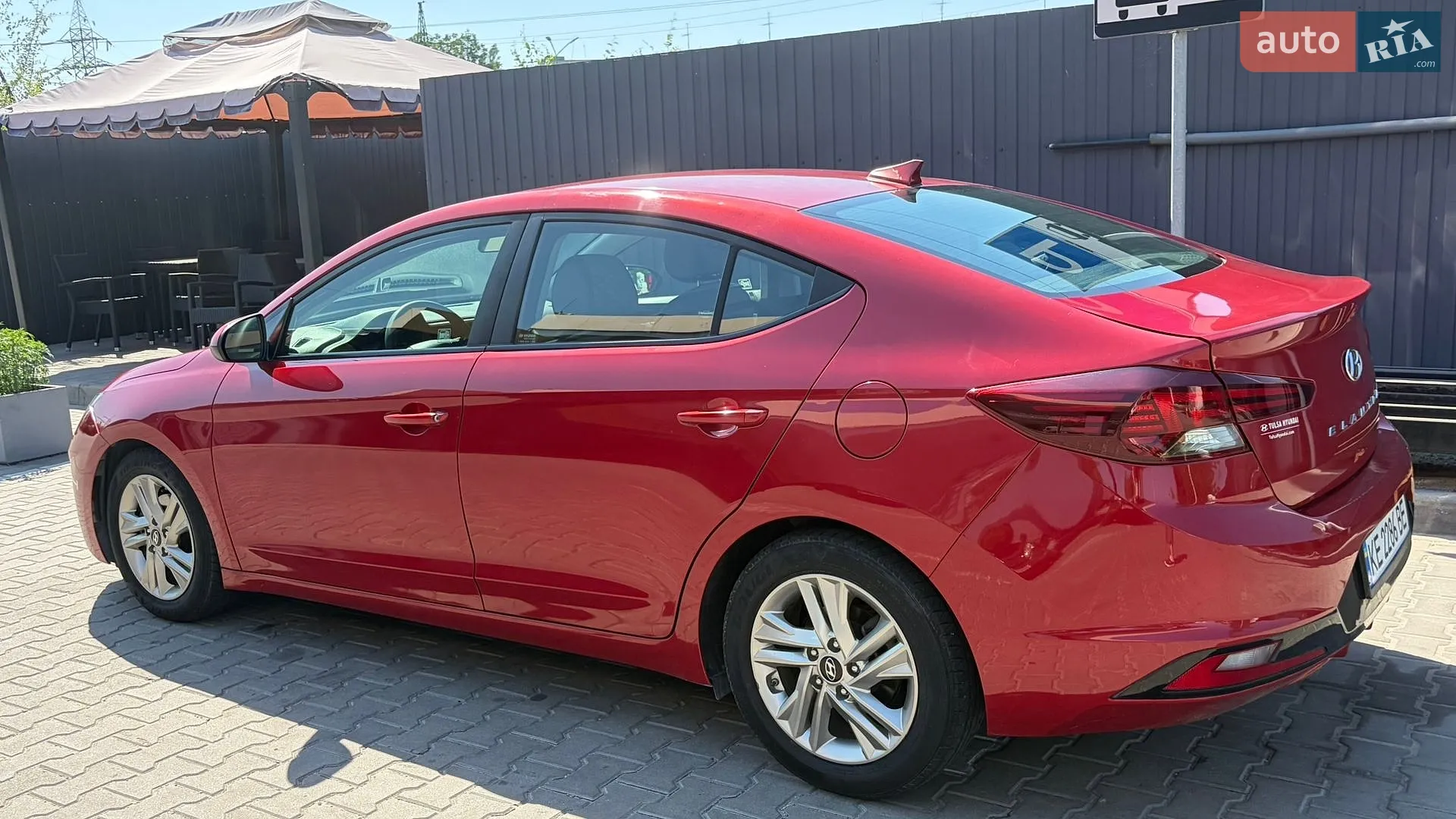 2018 Hyundai Elantra - мініатюра 8