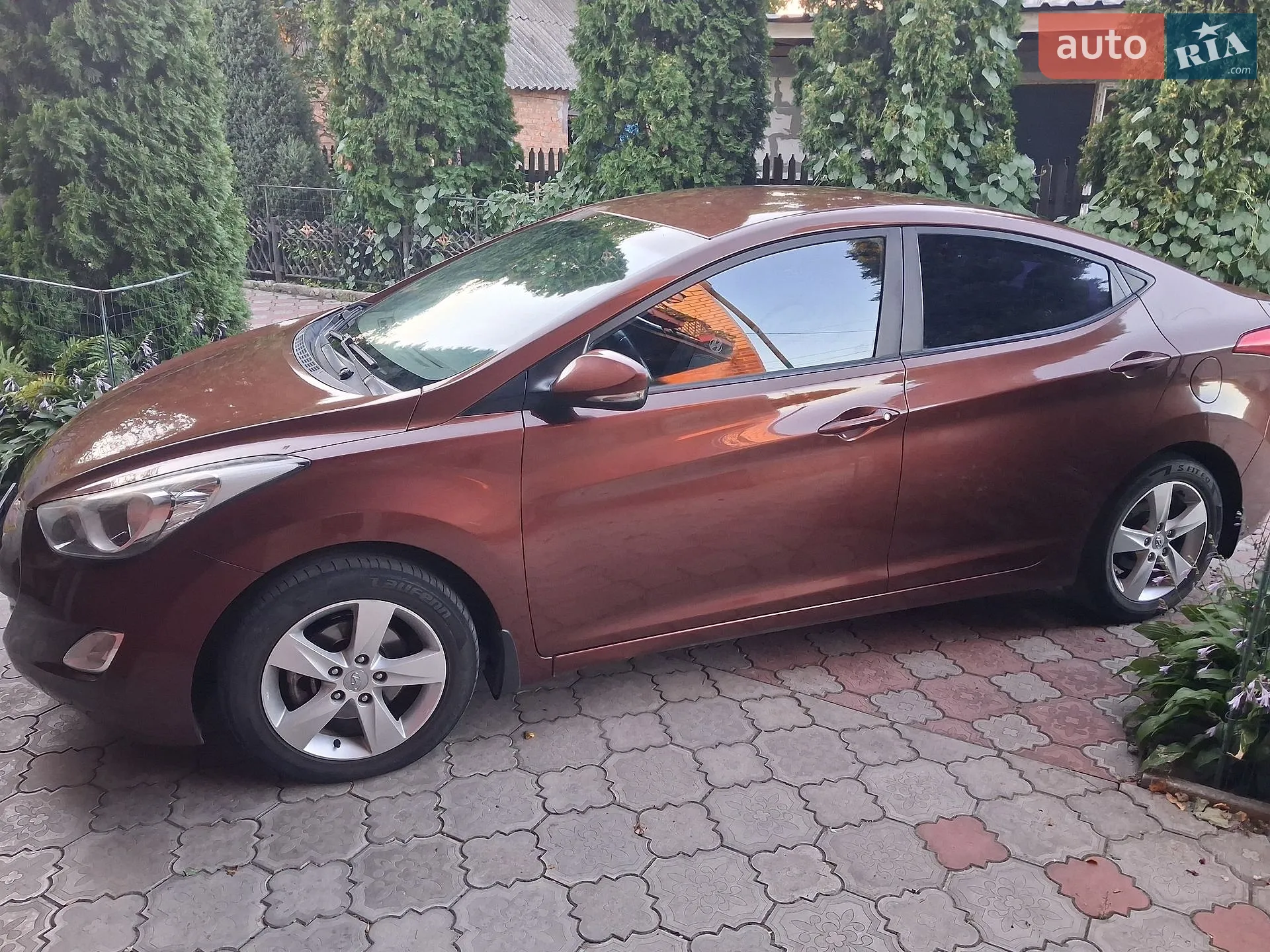2012 Hyundai Elantra - мініатюра 8