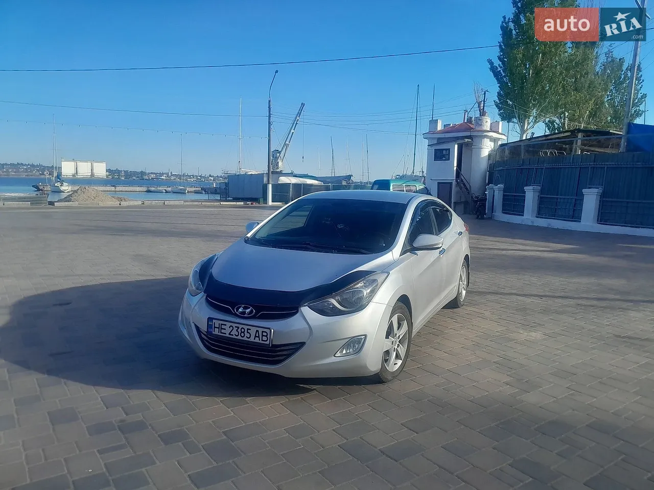 2011 Hyundai Elantra - мініатюра 12