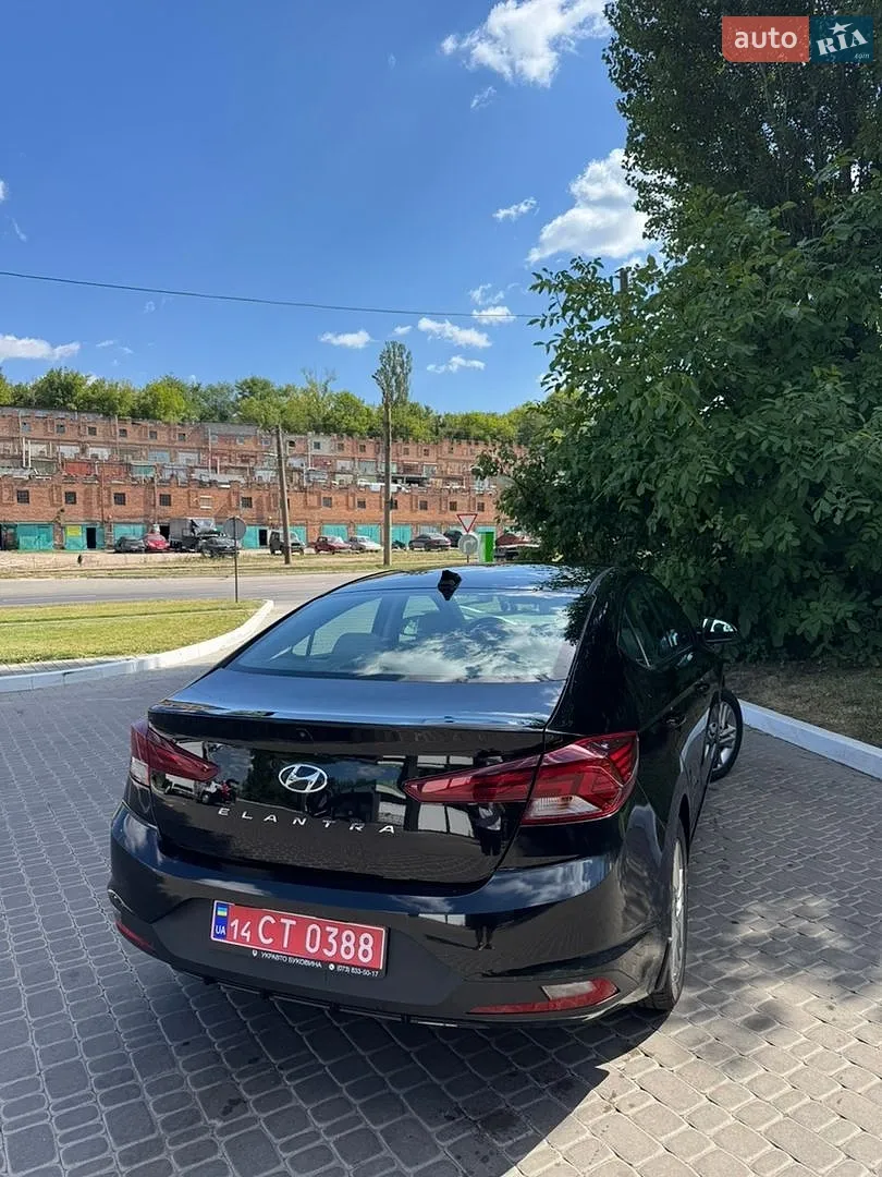 2019 Hyundai Elantra - мініатюра 5