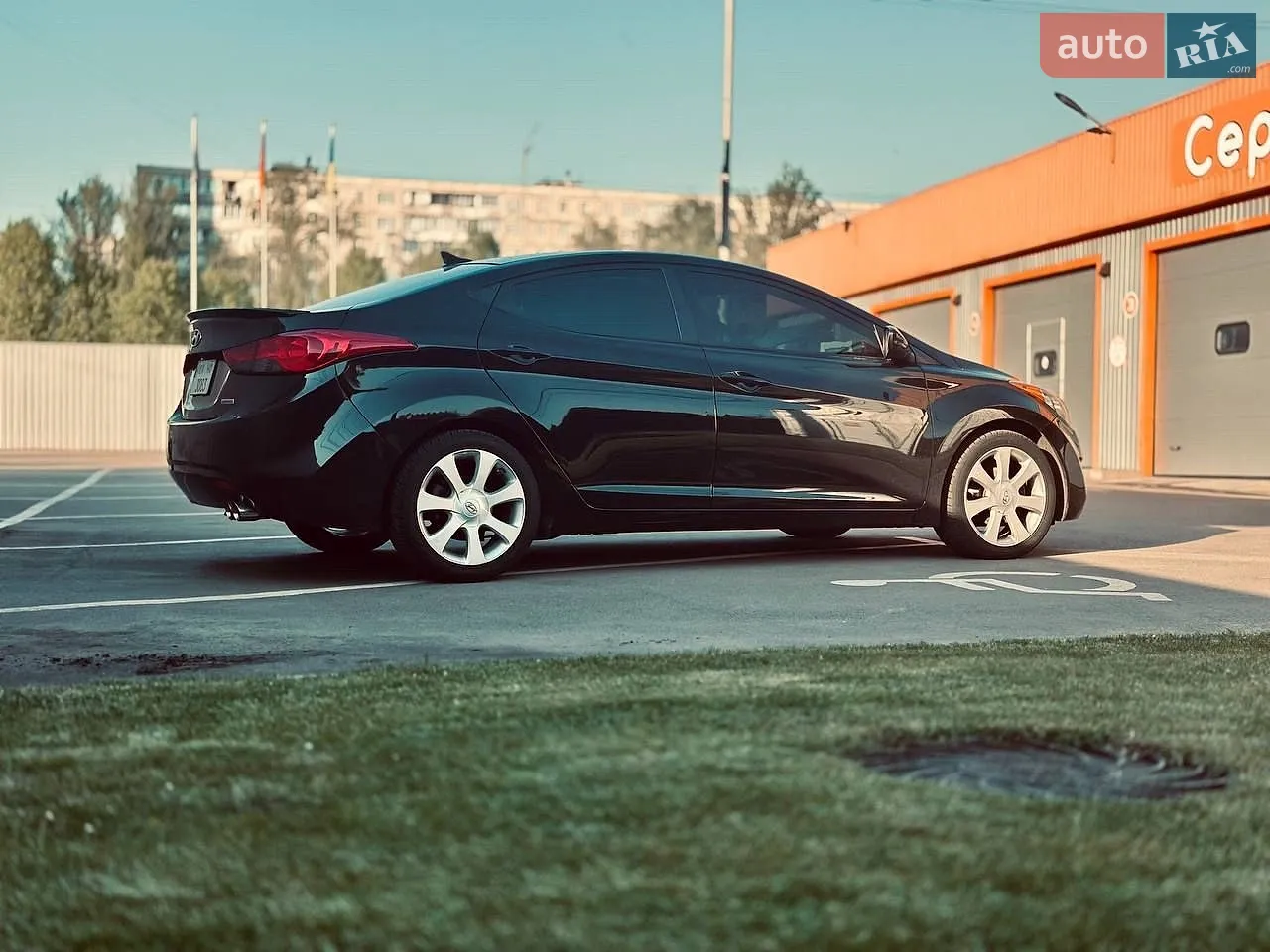 2013 Hyundai Elantra - мініатюра 24