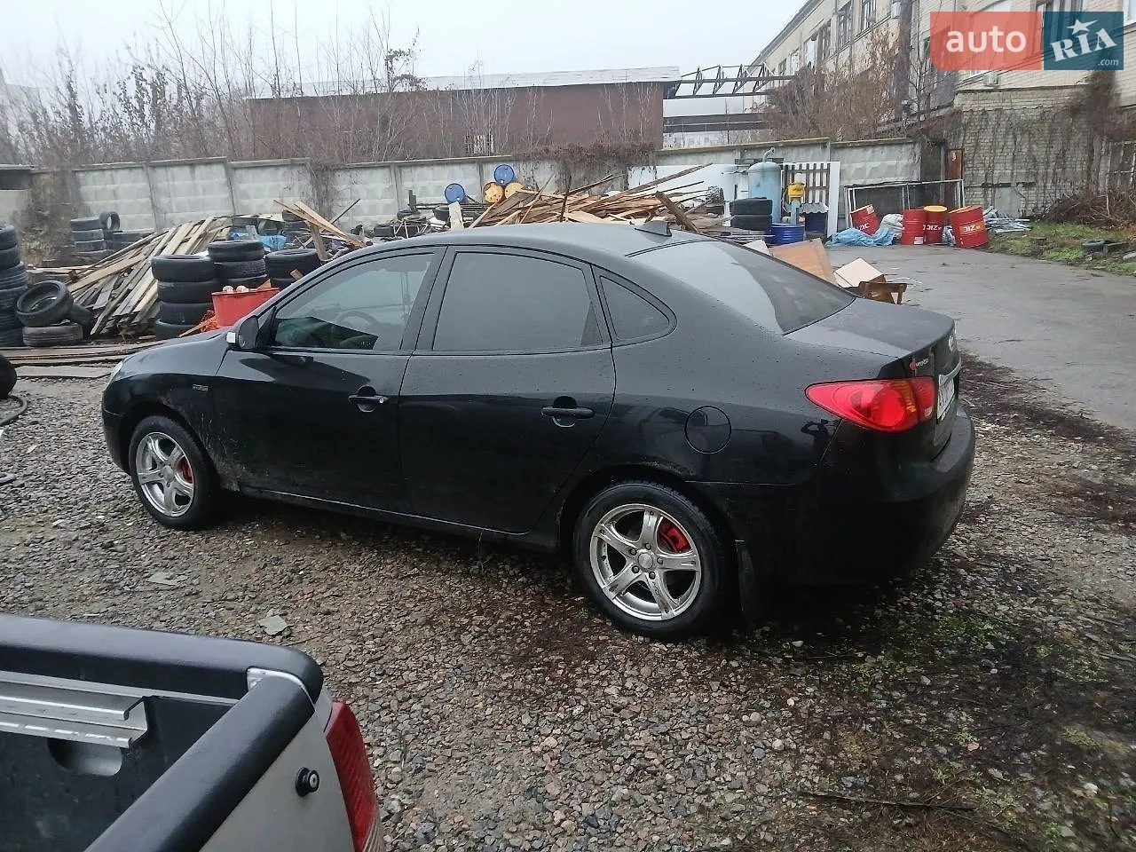 2010 Hyundai Elantra - мініатюра 4