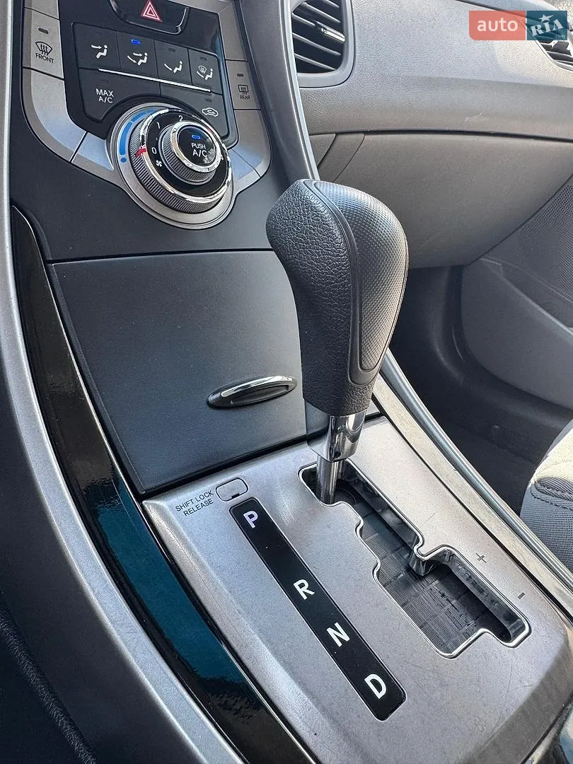 2012 Hyundai Elantra - мініатюра 28