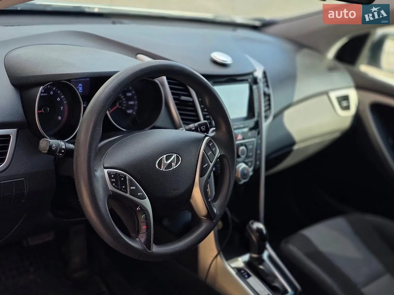 2016 Hyundai Elantra - мініатюра 10