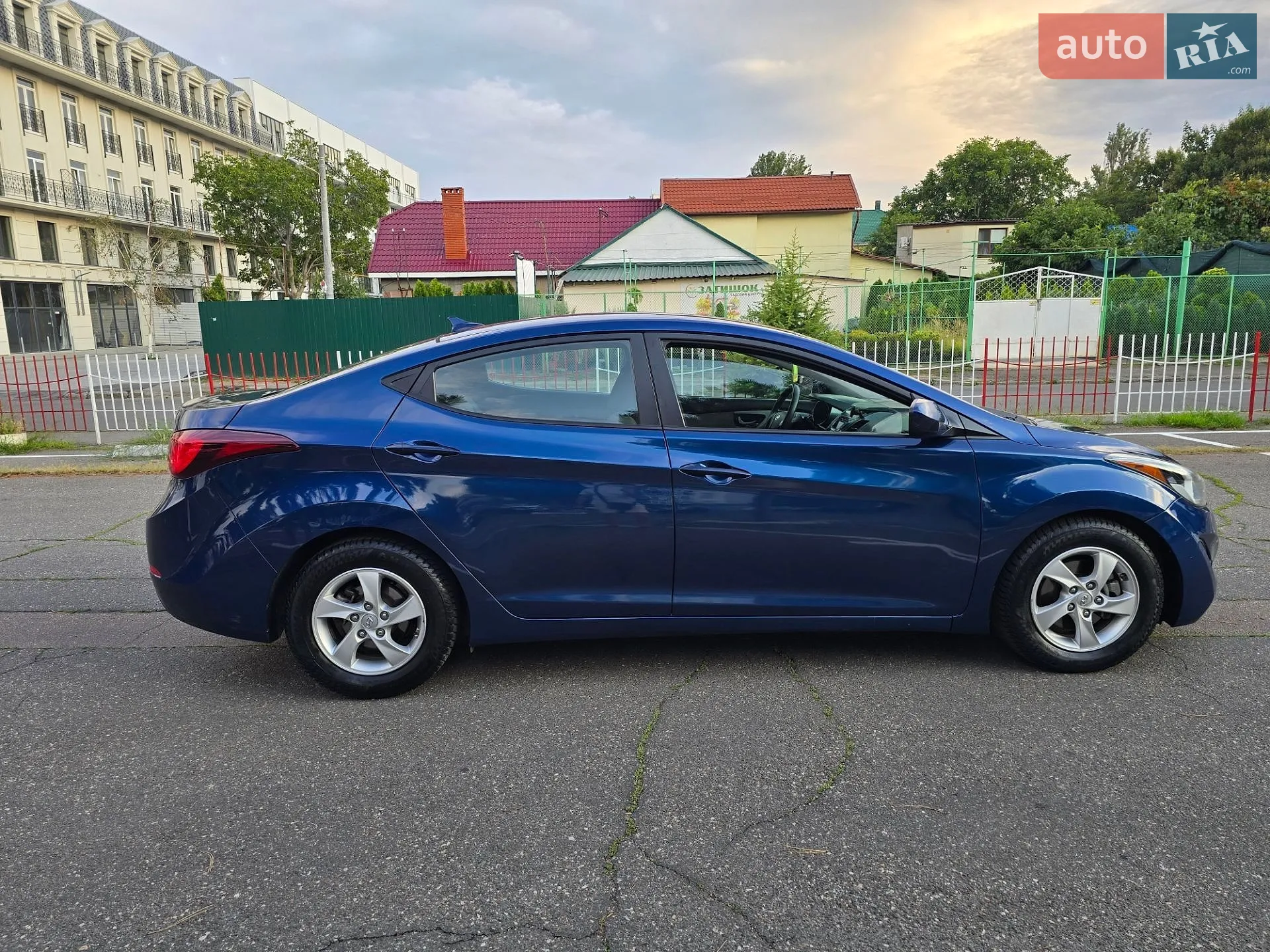 2014 Hyundai Elantra - мініатюра 21