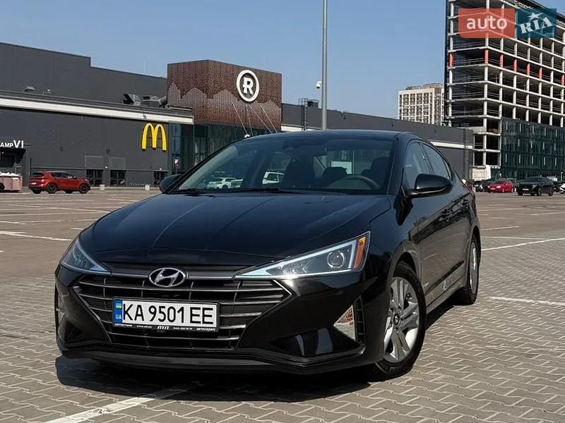 Hyundai Elantra