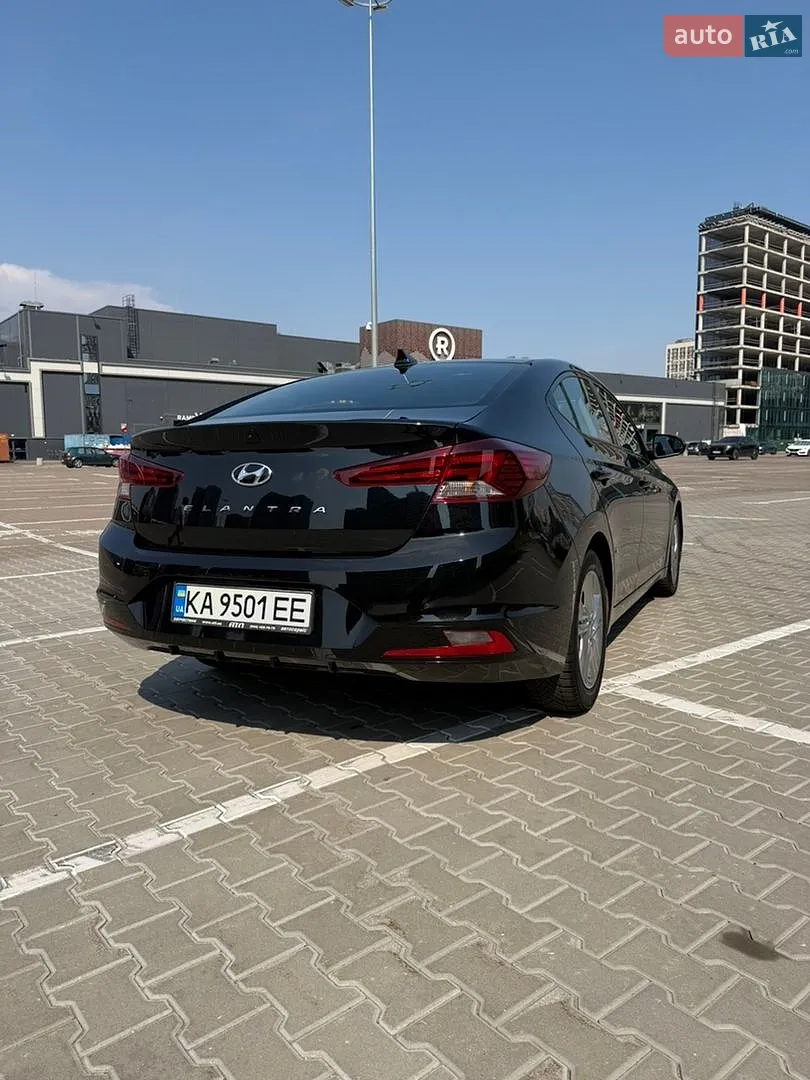 2019 Hyundai Elantra - мініатюра 14