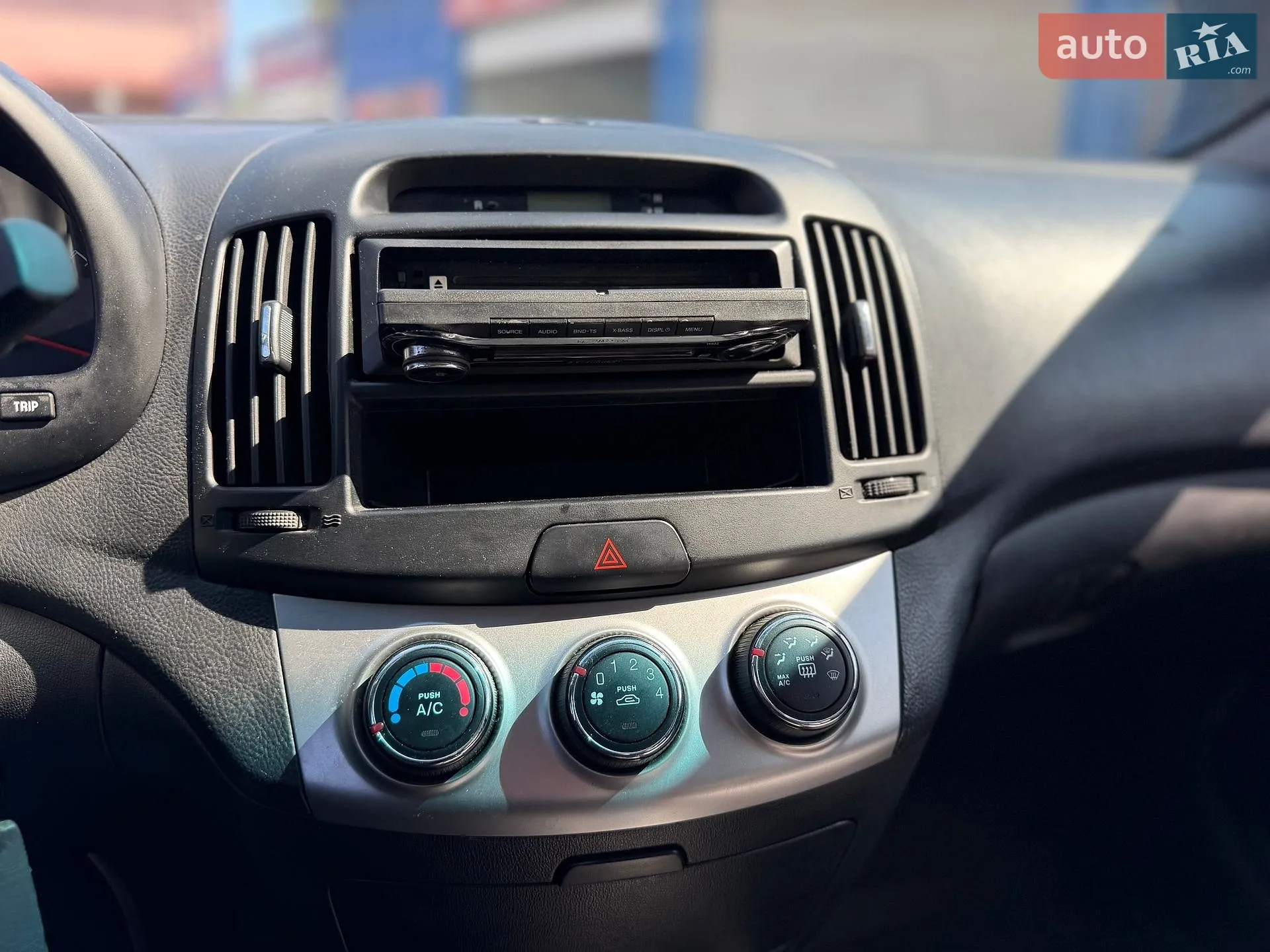 2011 Hyundai Elantra - мініатюра 35