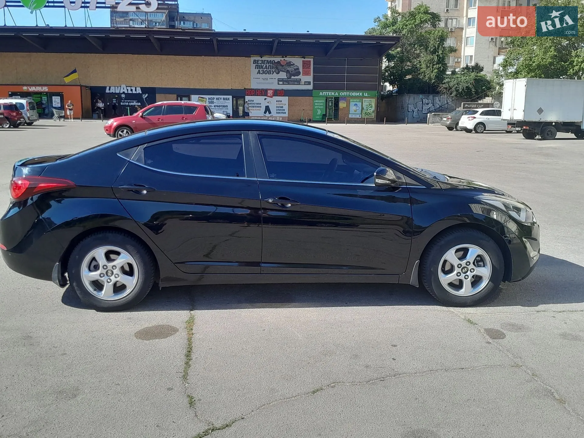 2014 Hyundai Elantra - мініатюра 6