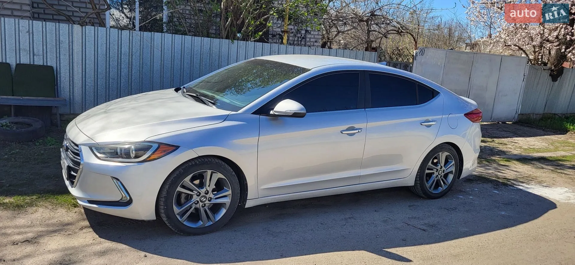 2016 Hyundai Elantra - мініатюра 5