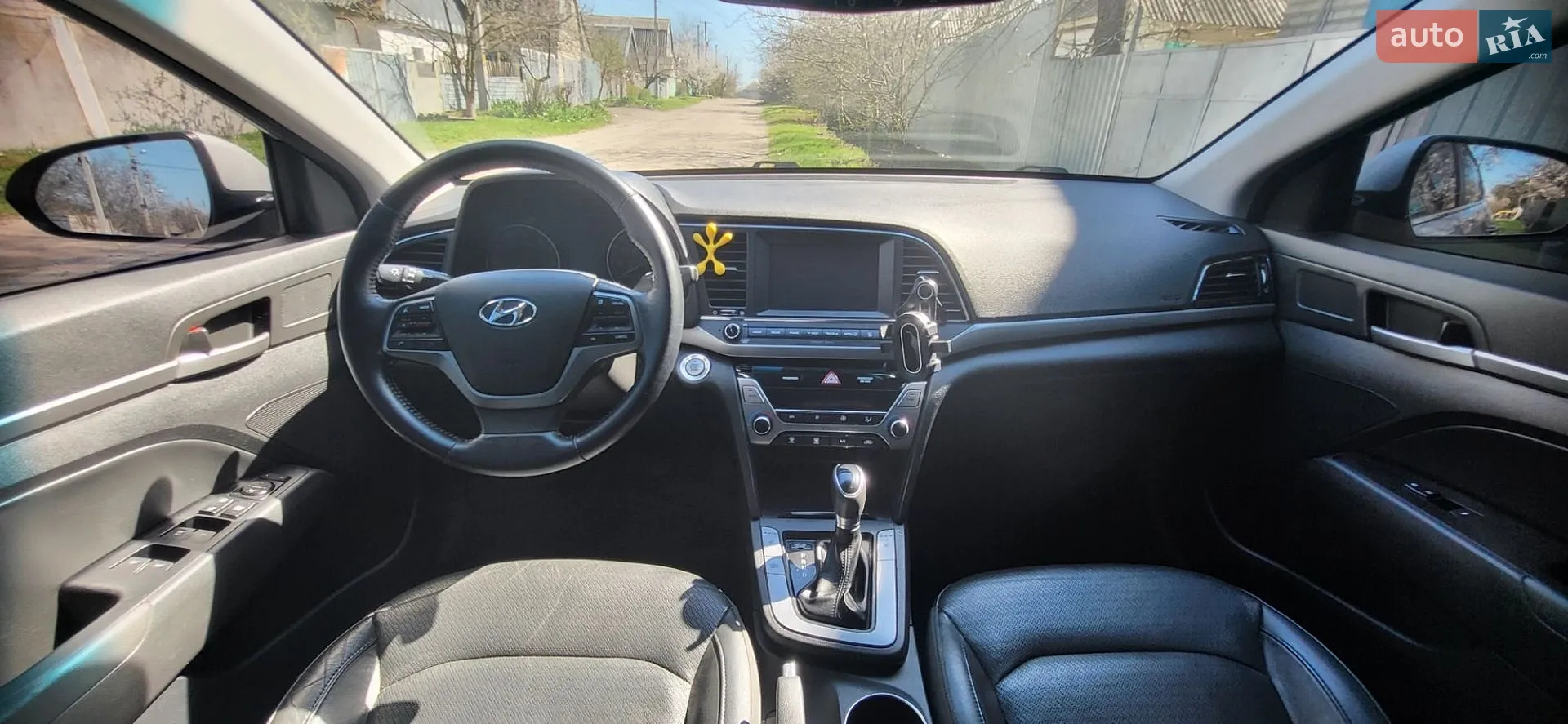 2016 Hyundai Elantra - мініатюра 14