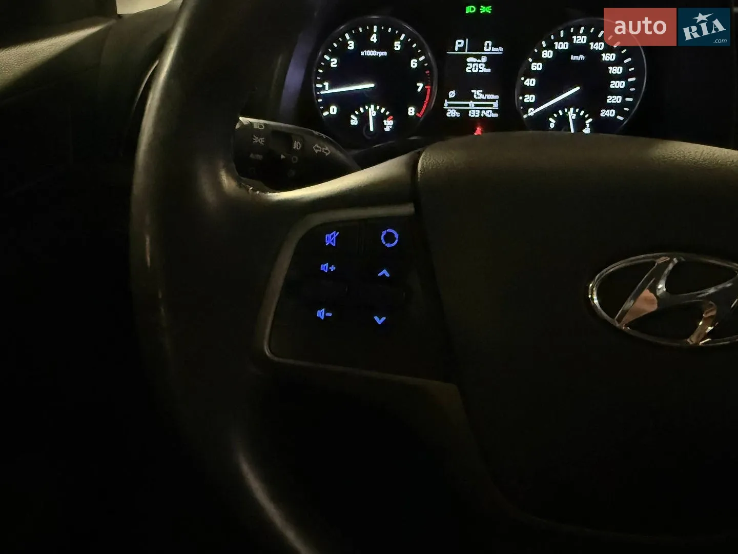2018 Hyundai Elantra - мініатюра 26