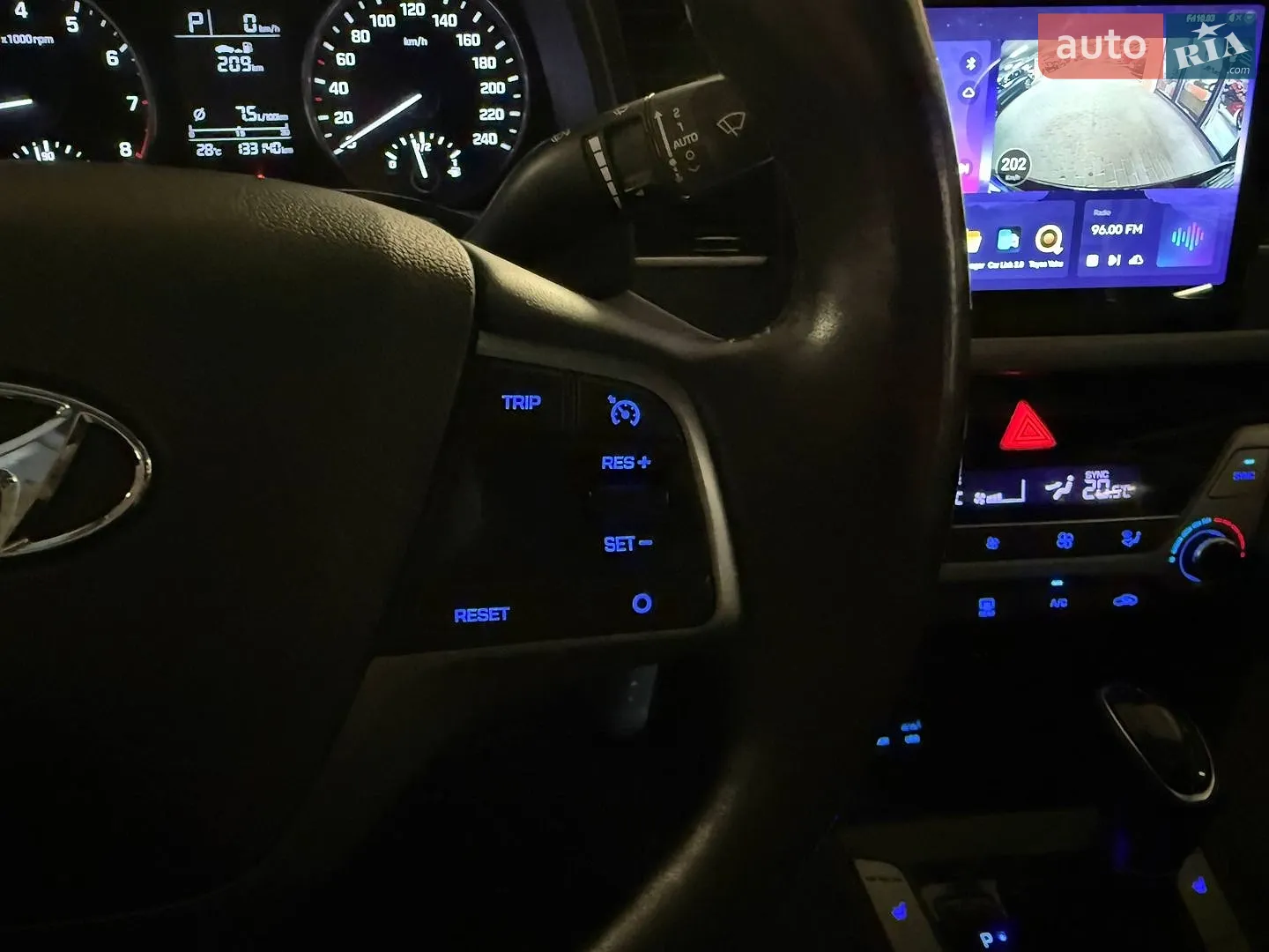 2018 Hyundai Elantra - мініатюра 25