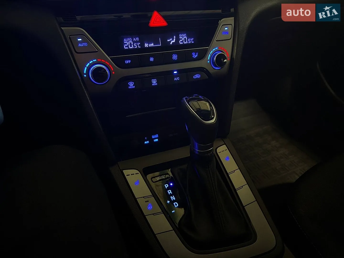 2018 Hyundai Elantra - мініатюра 24