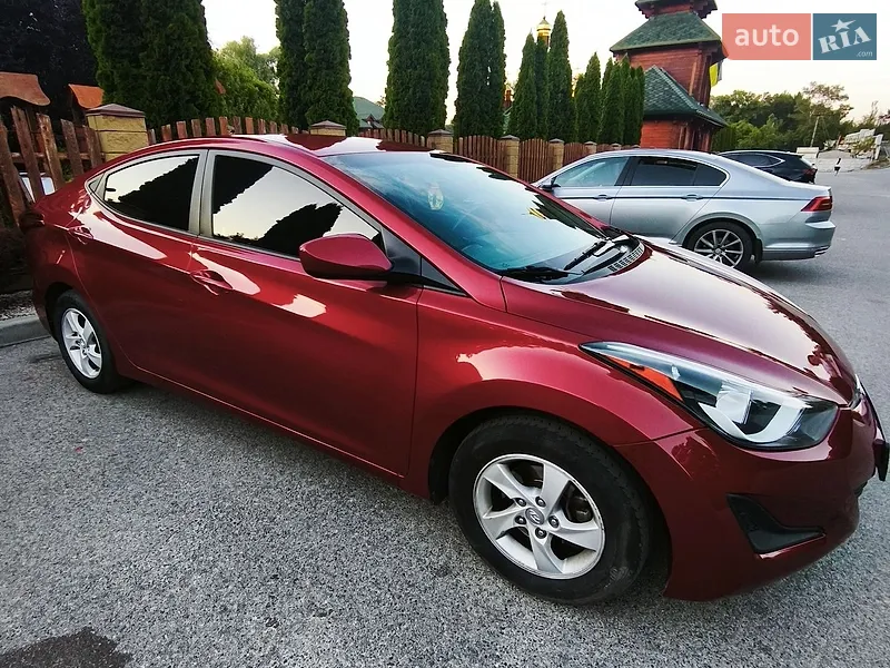 Hyundai Elantra