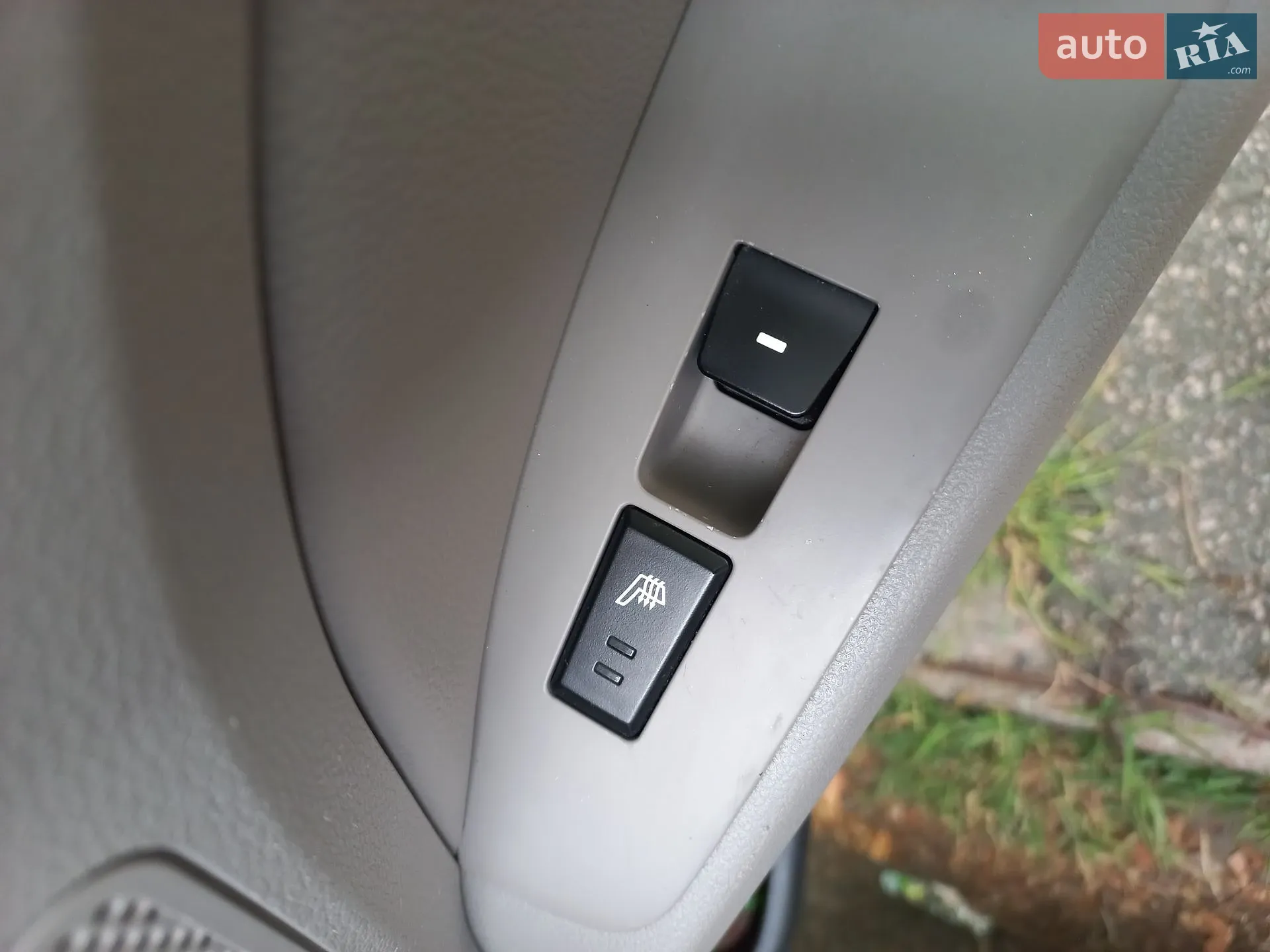 2016 Hyundai Elantra - мініатюра 23
