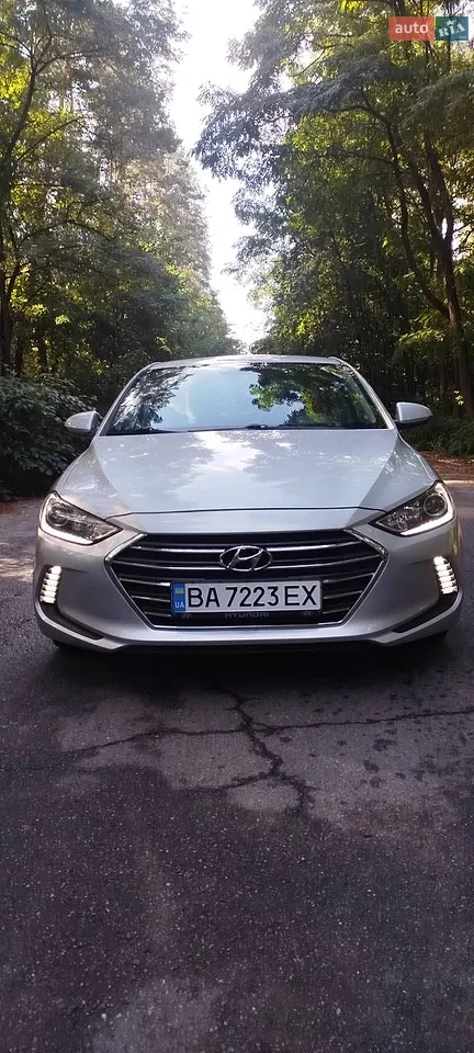 2018 Hyundai Elantra - мініатюра 39